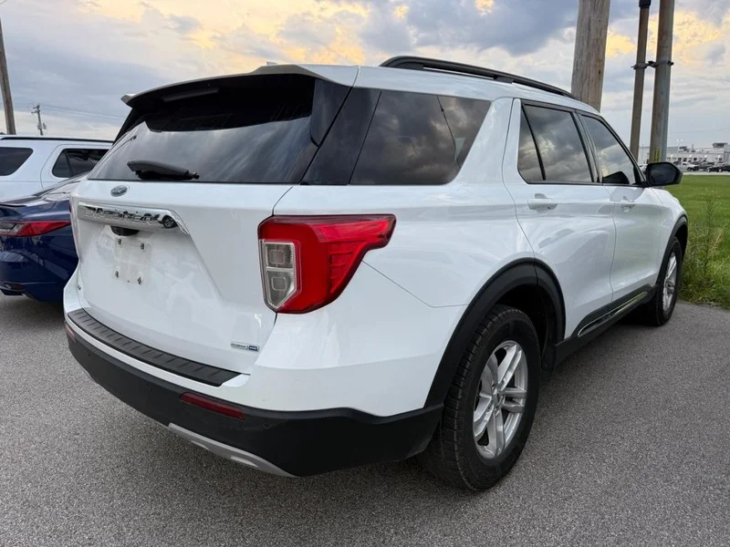 Used 2020 Oxford White Ford XLT 4WD image 4