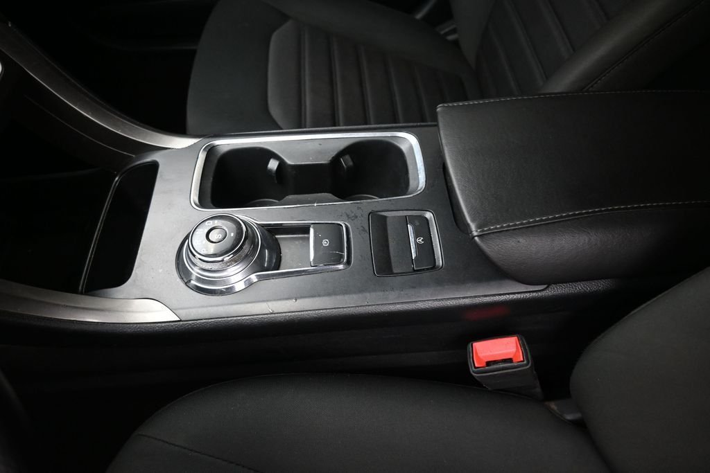 Used 2019 White Ford SE image 20
