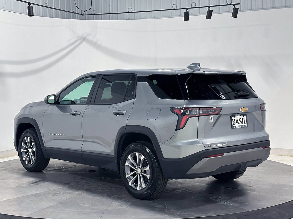 Used 2025 Gray Chevrolet LT image 13