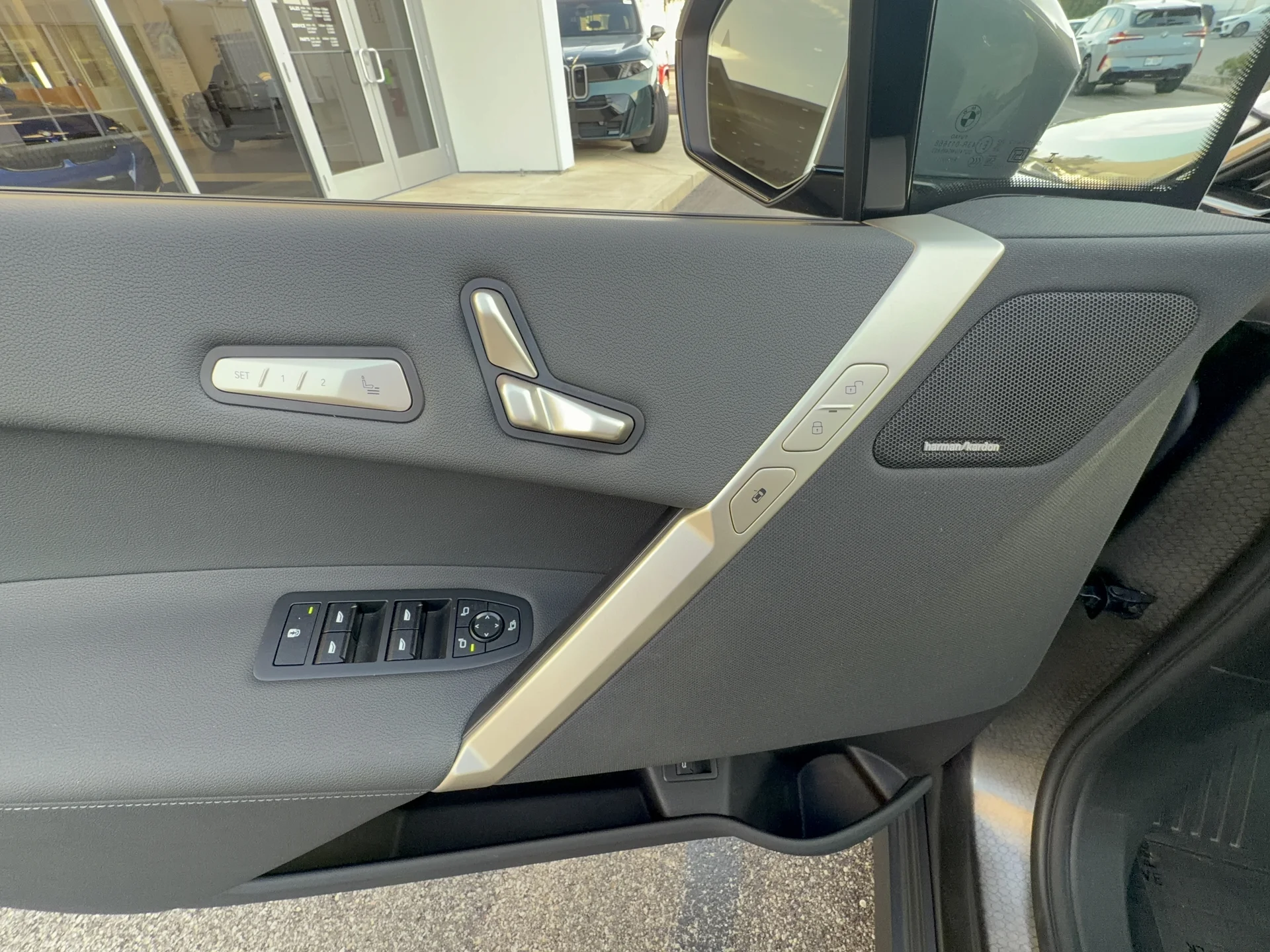 Certified Used 2024 Oxide Grey Metallic BMW xDrive50 image 8