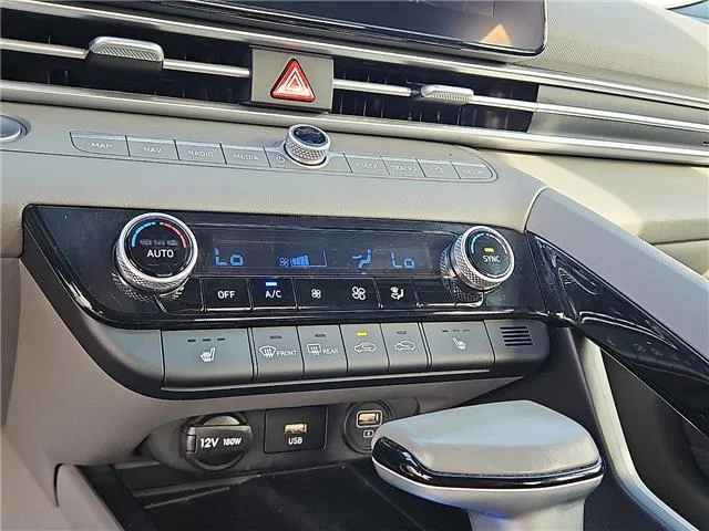 Used 2023  Hyundai SEL (IVT) image 19