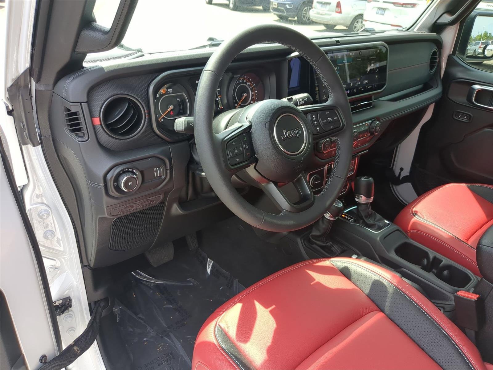 Used 2026 Bright White Clearcoat Jeep Rubicon image 15