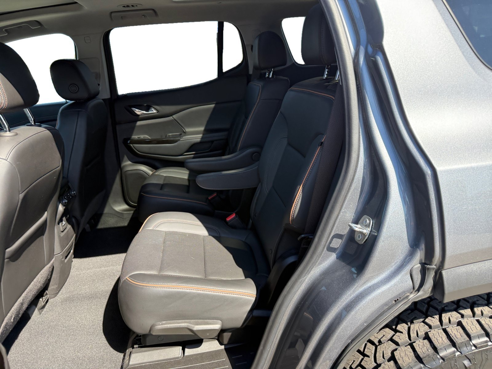 Used 2022 Satin Steel Metallic GMC AT4 image 16