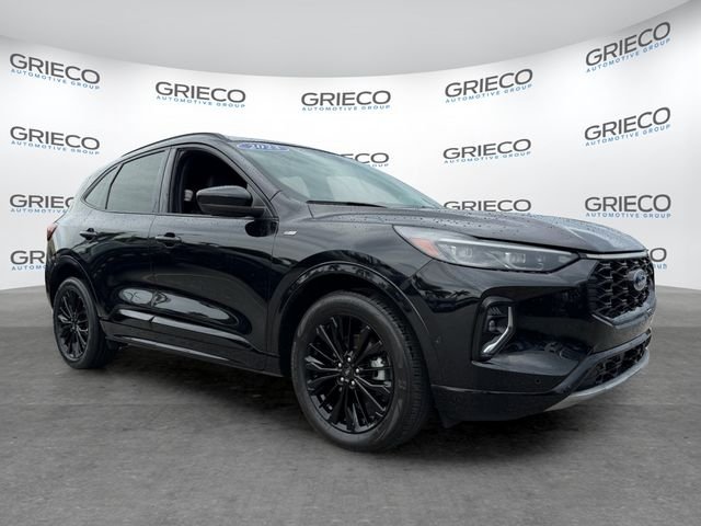 2023 Ford Escape ST-Line Elite