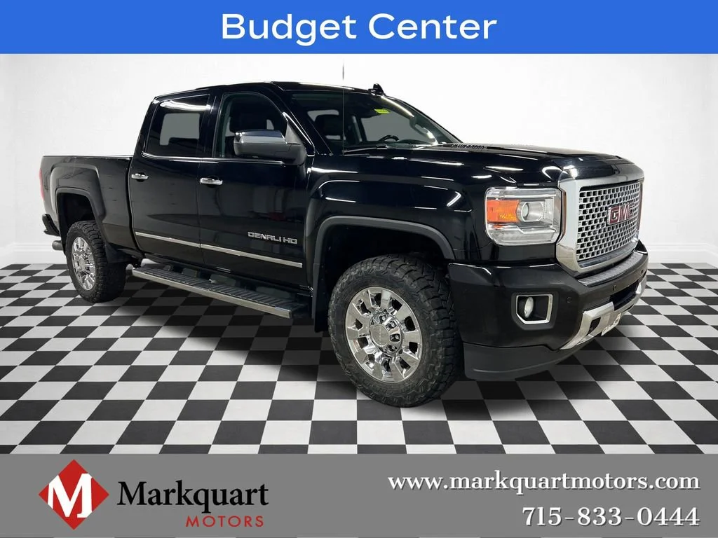 2016 GMC Sierra 4WD Crew Cab Standard Box Denali's photo