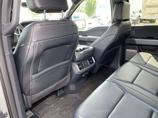 New 2026 Avalanche Ford XLT image 13