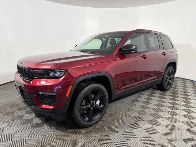 Certified Used 2023 Red Jeep Limited image 4