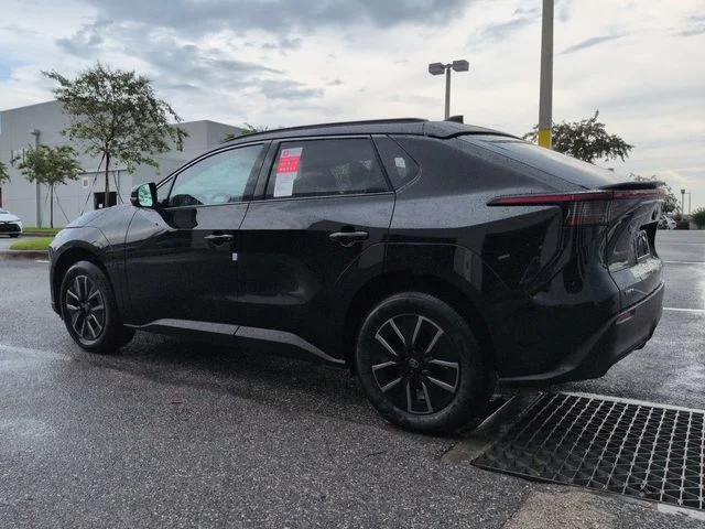 New 2026 Midnight Black Metallic Toyota XLE image 6