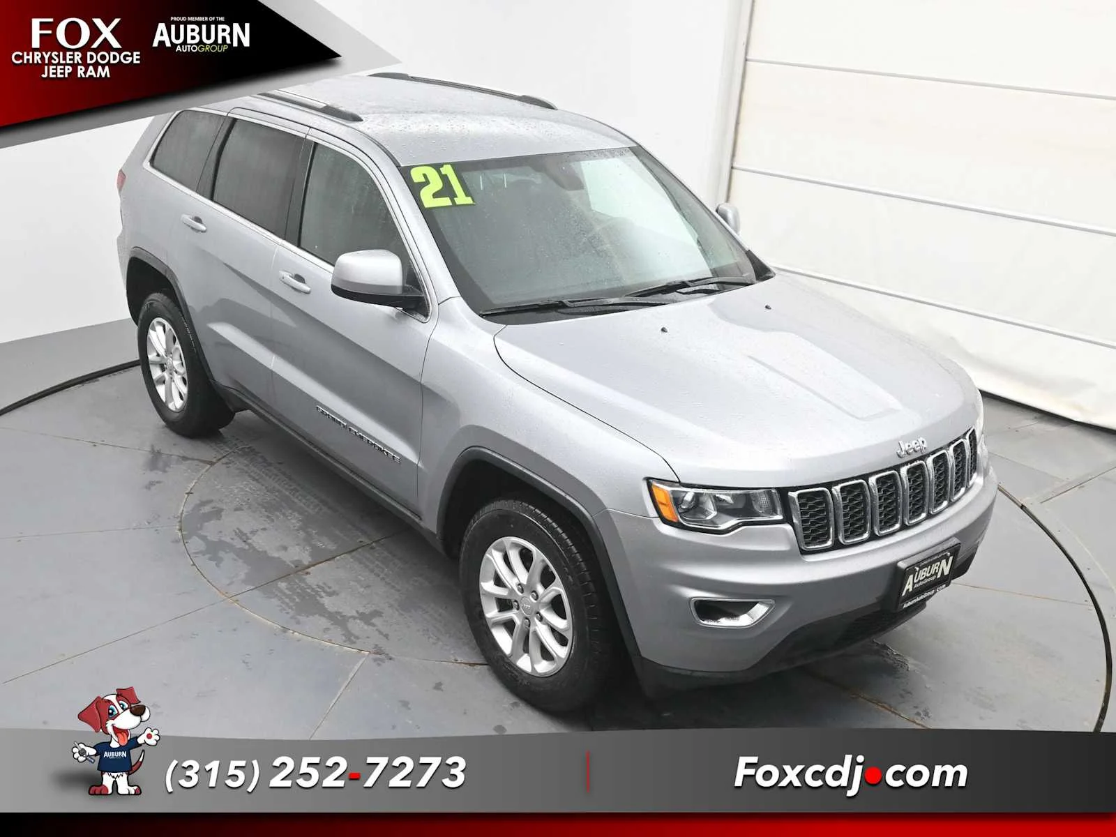 Used 2022 Silver Zynith Jeep Limited image 24