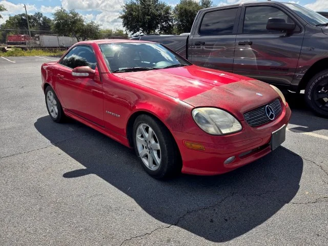 Used 2001  Mercedes-Benz SLK 230 image 3