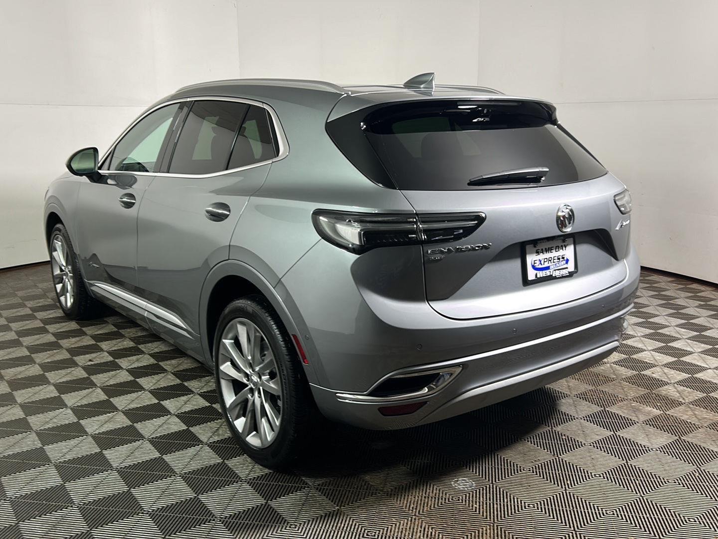 Used 2023 Moonstone Gray Metallic Buick Avenir image 11