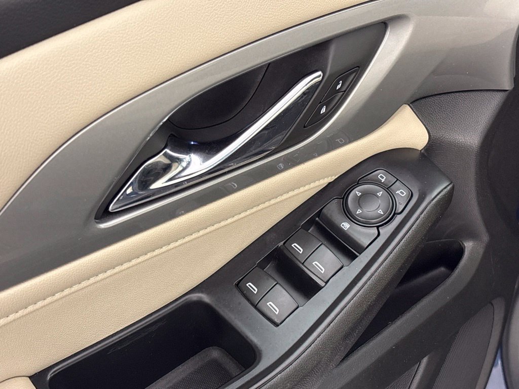 Used 2022 Blue Chevrolet LS image 32