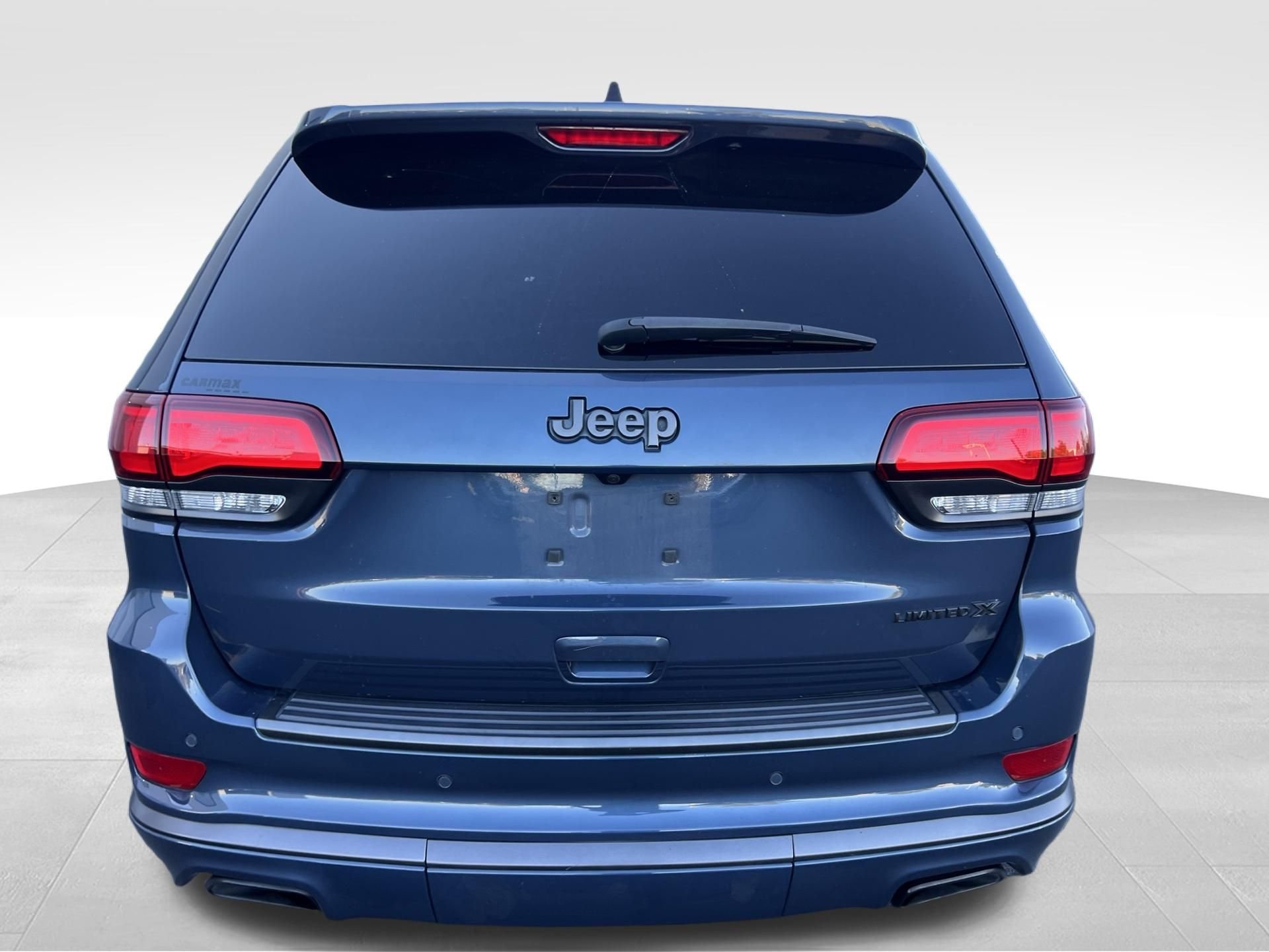 Used 2019 Blue Jeep Limited image 6