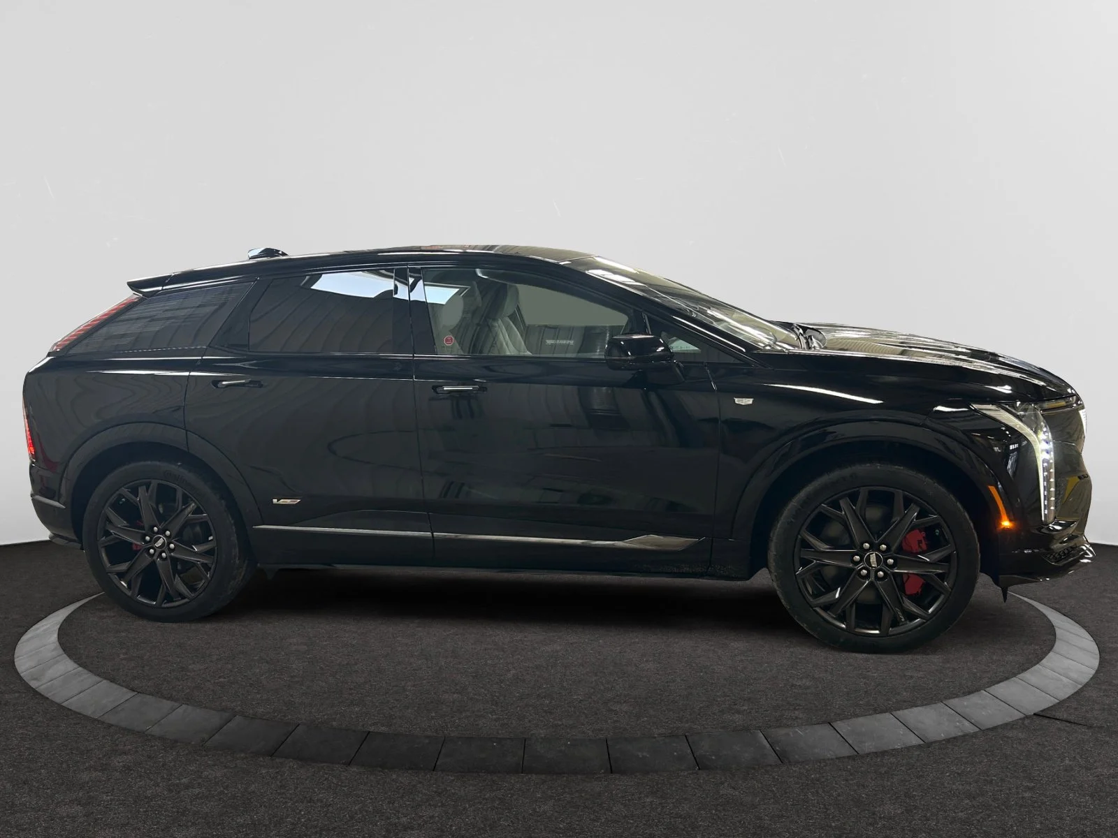 New 2026 Black Raven Cadillac OPTIQ-V image 6