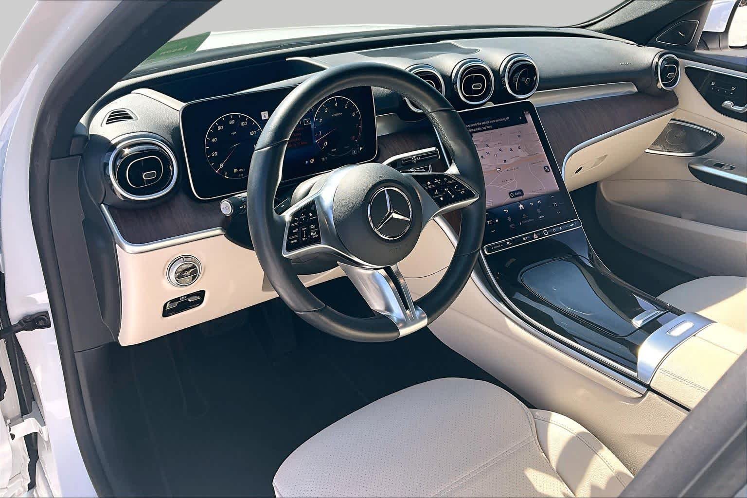 Used 2024 MANUFAKTUR Moonlight White Metallic Mercedes-Benz C 300 image 17