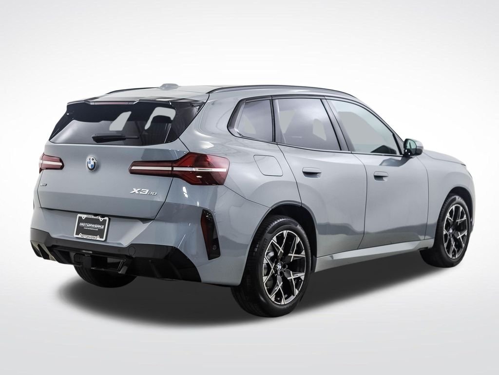 New 2026 Gray Metallic BMW 30 xDrive image 5