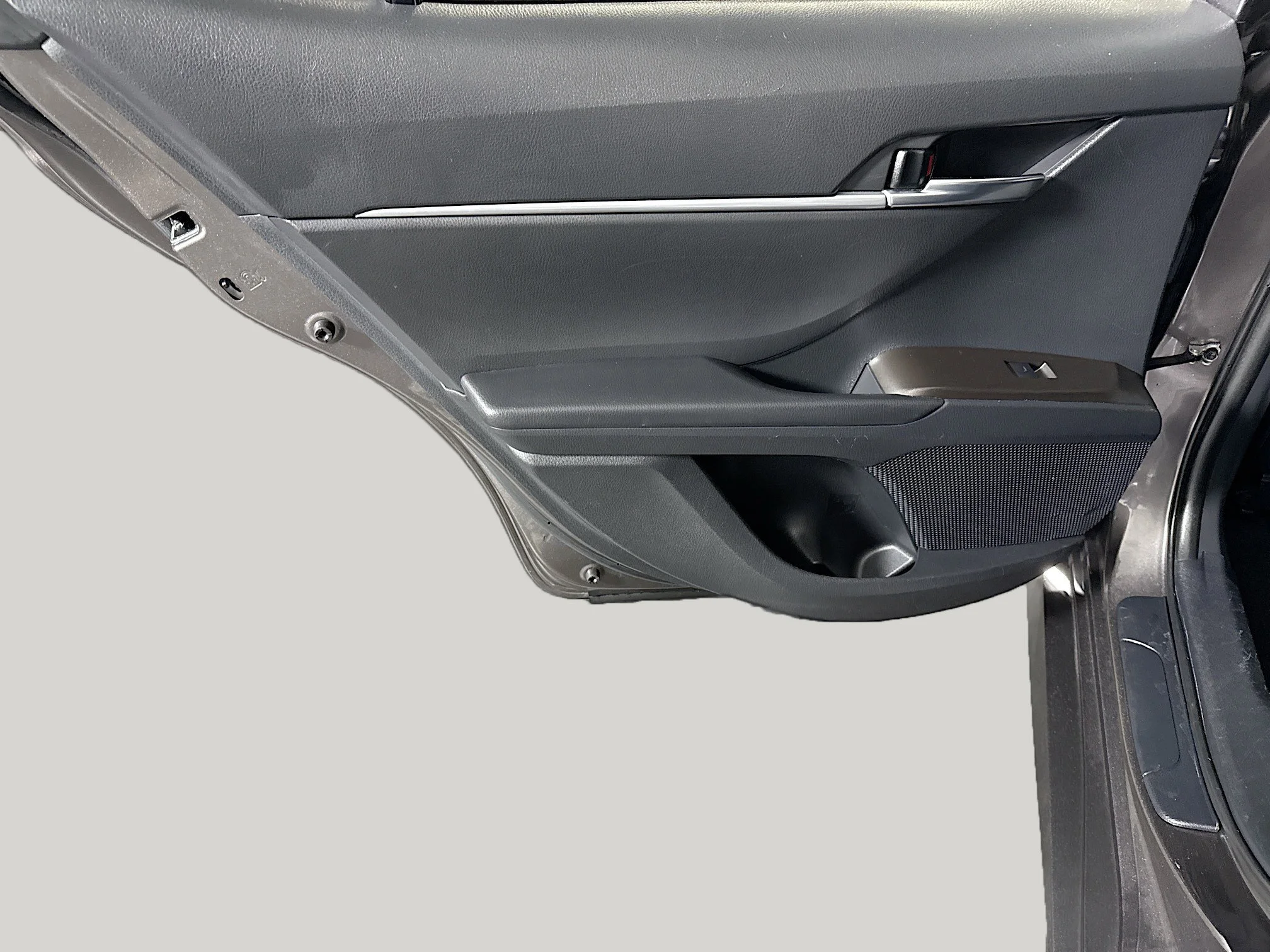 Used 2022 Predawn Gray Mica Toyota LE image 21