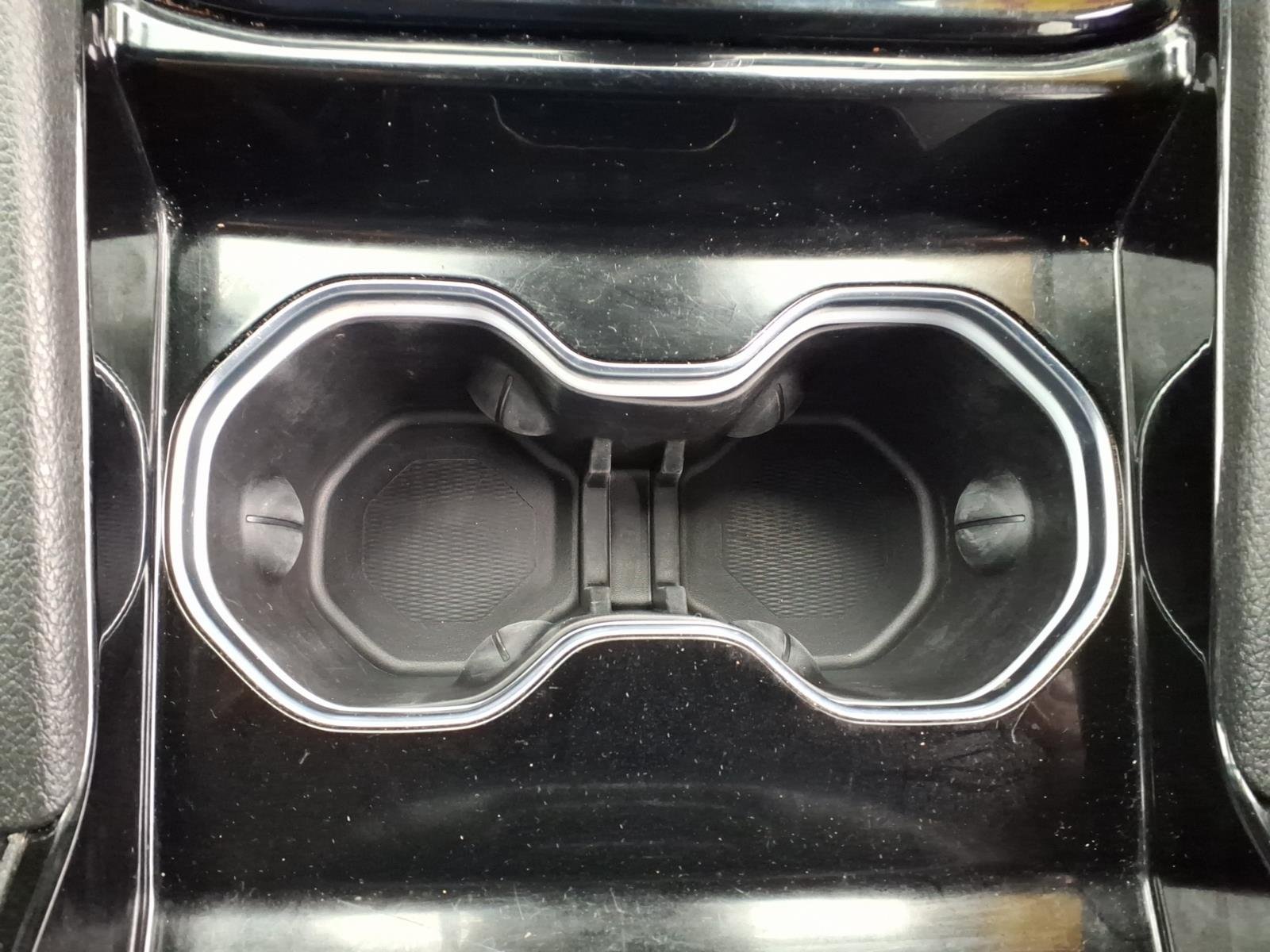 Used 2023 Silver Jeep Limited image 27