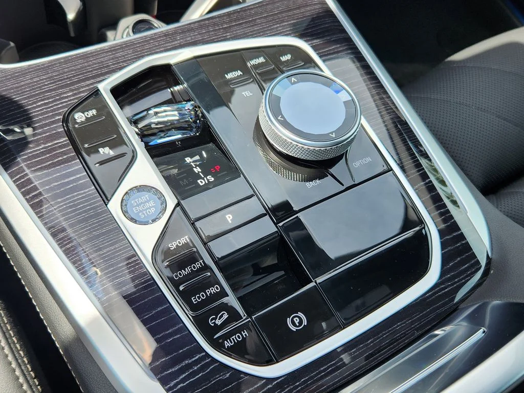 New 2026 Brooklyn Grey Metallic BMW xDrive40i image 18