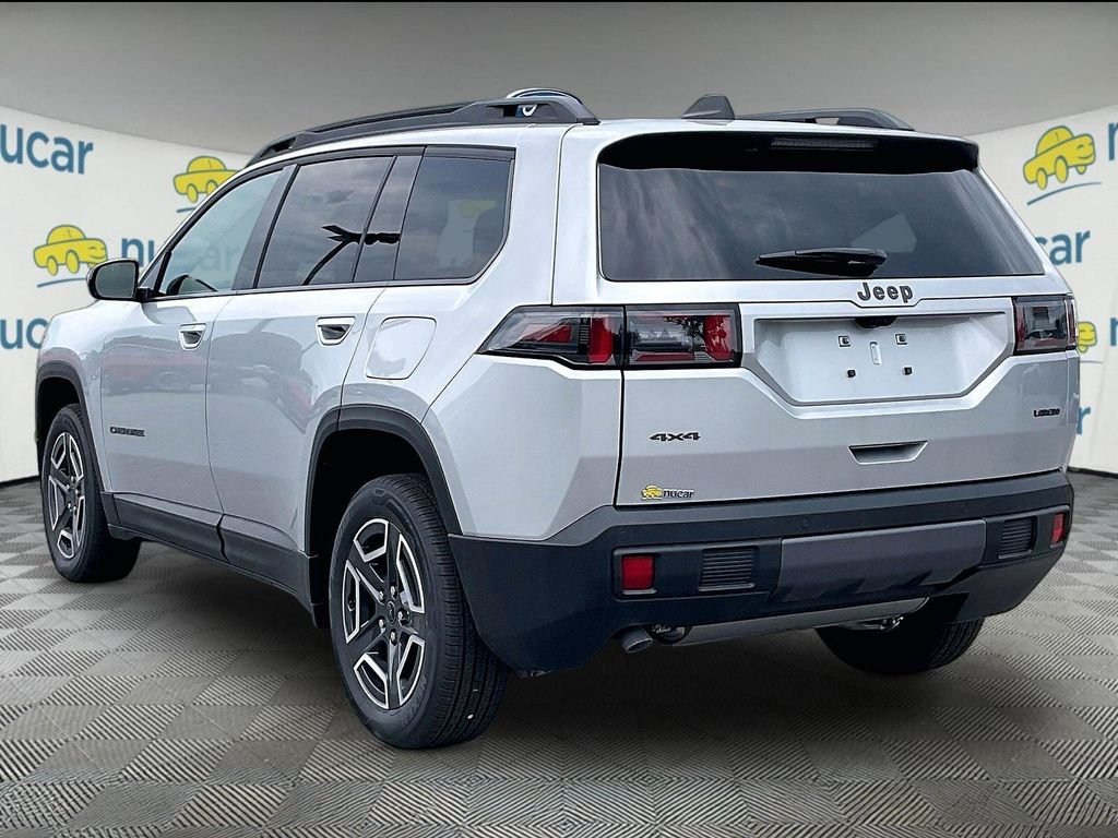 New 2026 Silver Zynith Clear-Coat Exterior Paint Jeep Laredo image 5