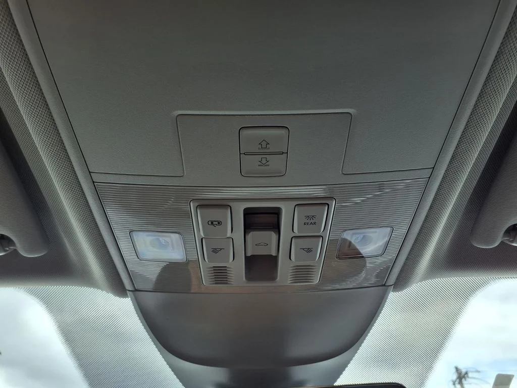 New 2026 Pure White Volkswagen 1.5T SE image 18