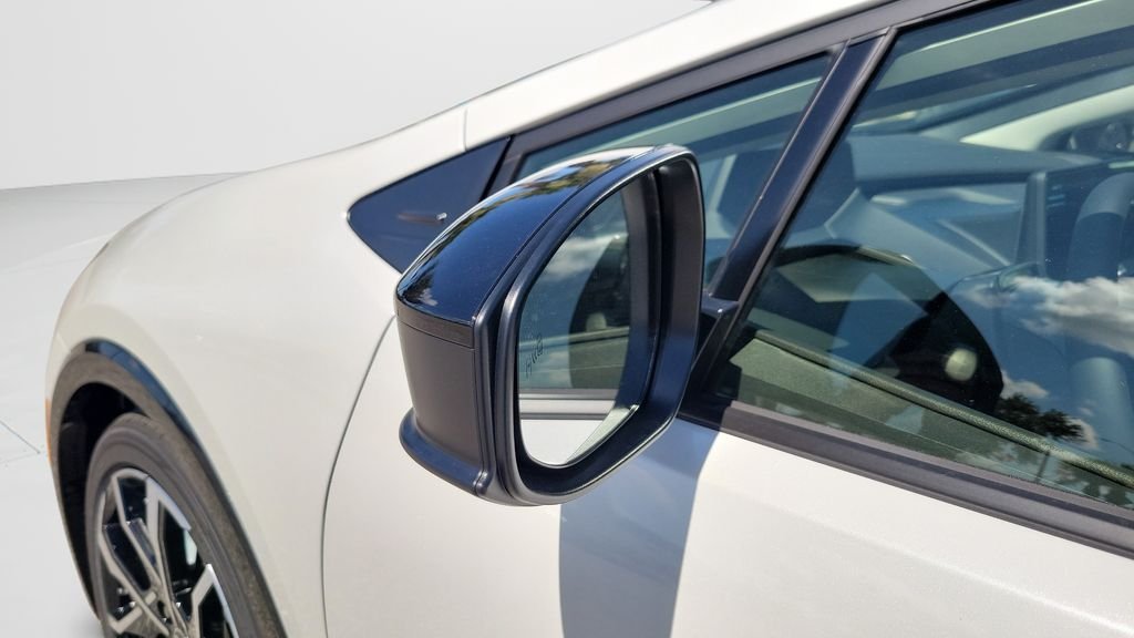 New 2026 Wind Chill Pearl <sup>1</sup> Toyota  XSE image 26