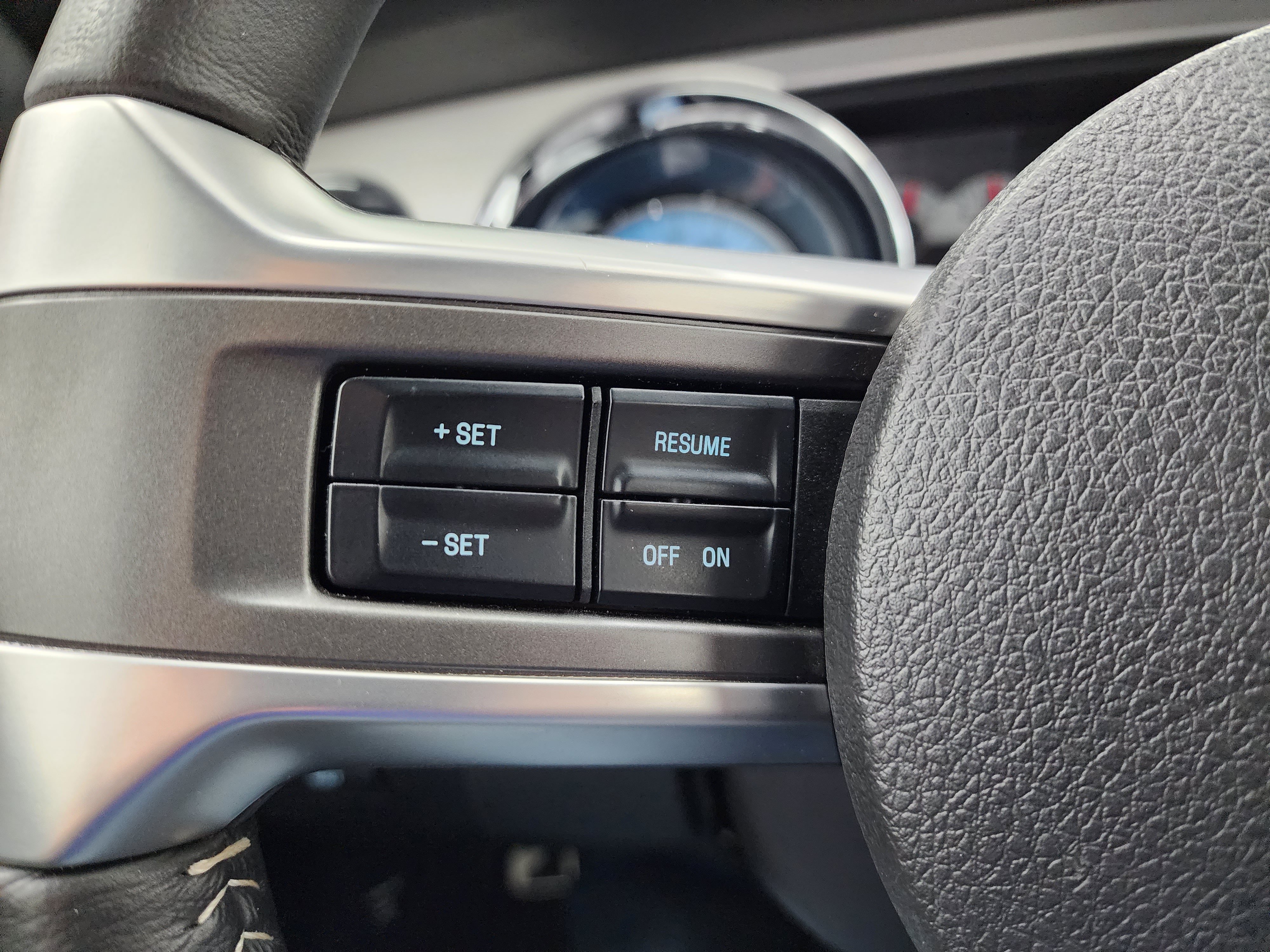 Used 2012 Performance White Ford GT Premium: GT PREMIUM-ROUSH STAGE 3-SUPERCHARGED-6 SPEED STICK-20 WHEELS-HID LIGHTS image 17