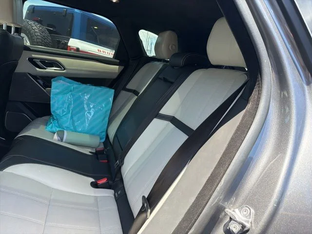 Used 2018 Gray Land Rover HSE R-Dynamic image 8