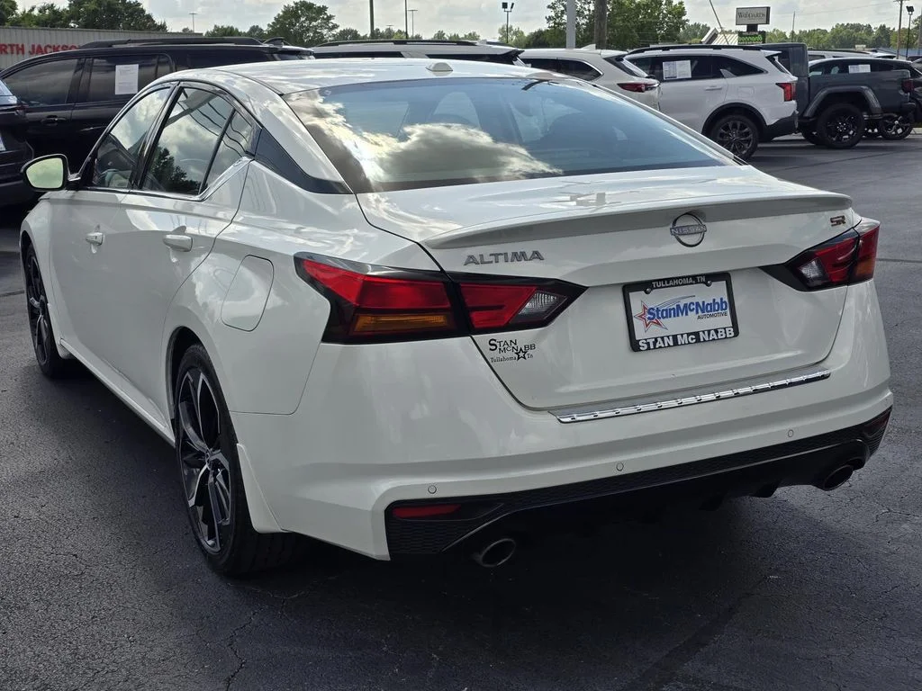 Used 2023 Pearl White Tricoat Nissan 2.5 SR image 5