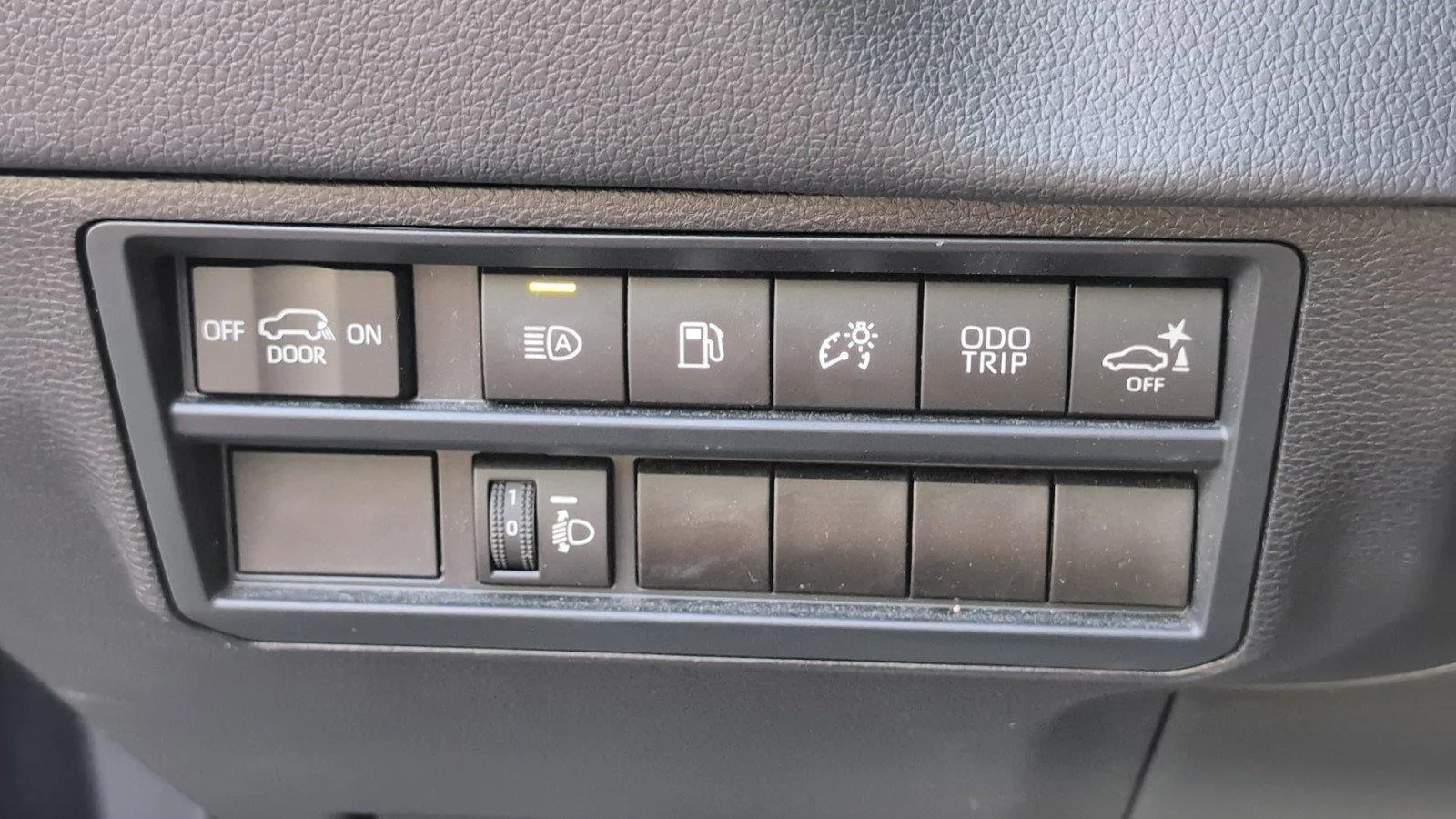 Used 2025 Blueprint Toyota SR5 image 33