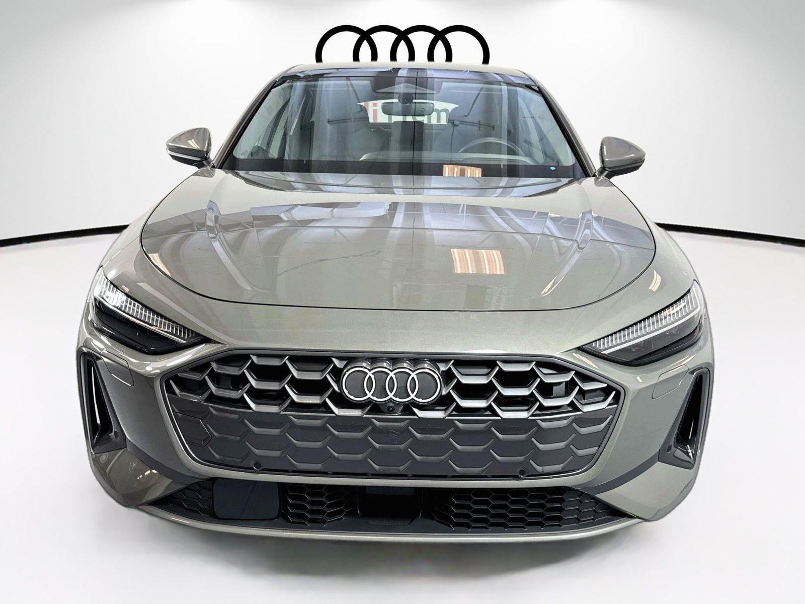 Used 2025 Chronos Gray Me Audi Premium Plus image 2