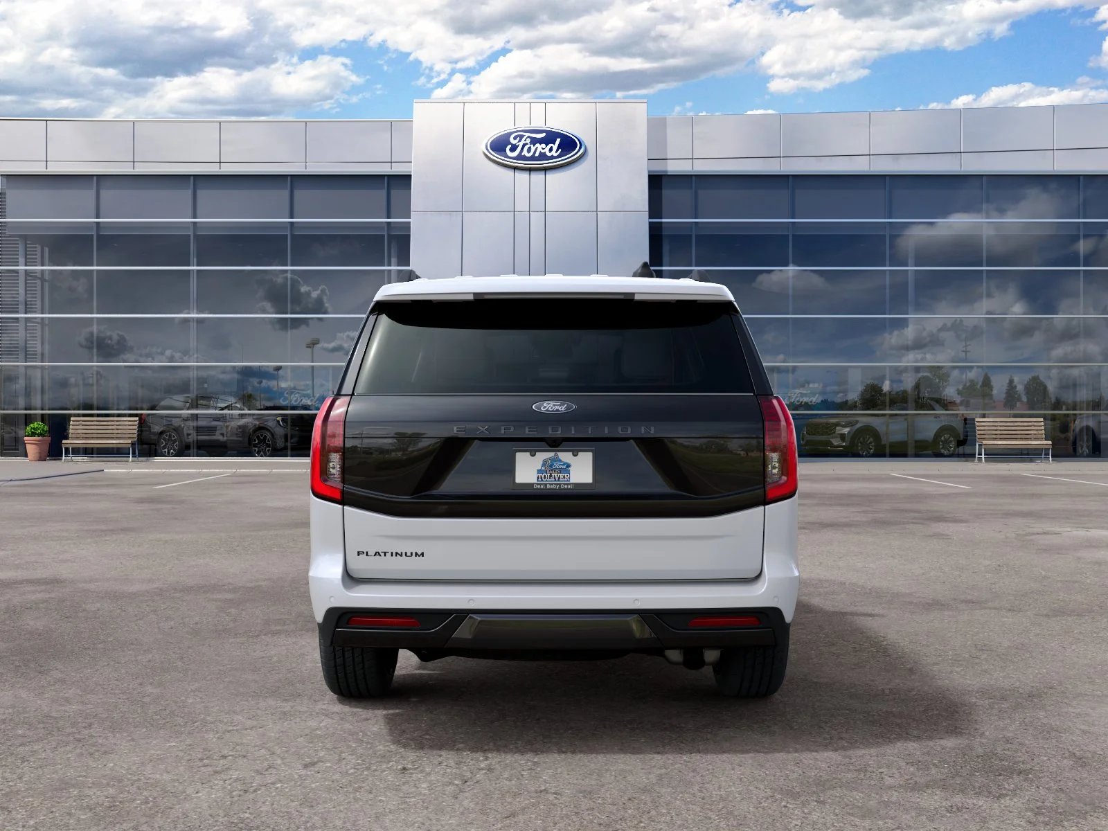 New 2027 Star White Metallic Tri-Coat Ford Platinum image 32