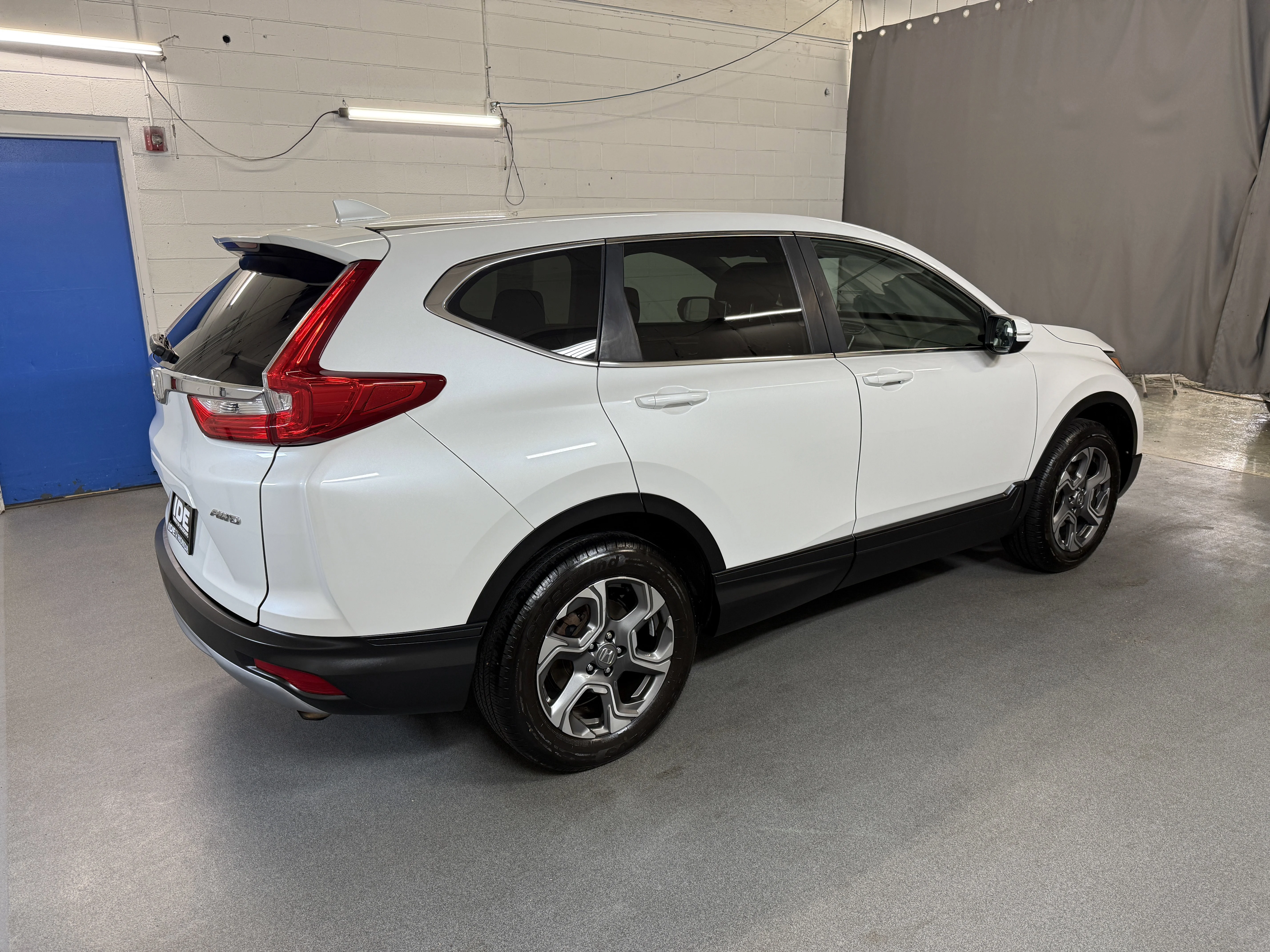 Certified Used 2019 Platinum White Pearl Honda EX image 9