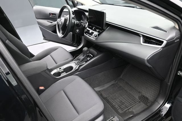 Used 2025 Midnight Black Metallic Toyota LE image 23