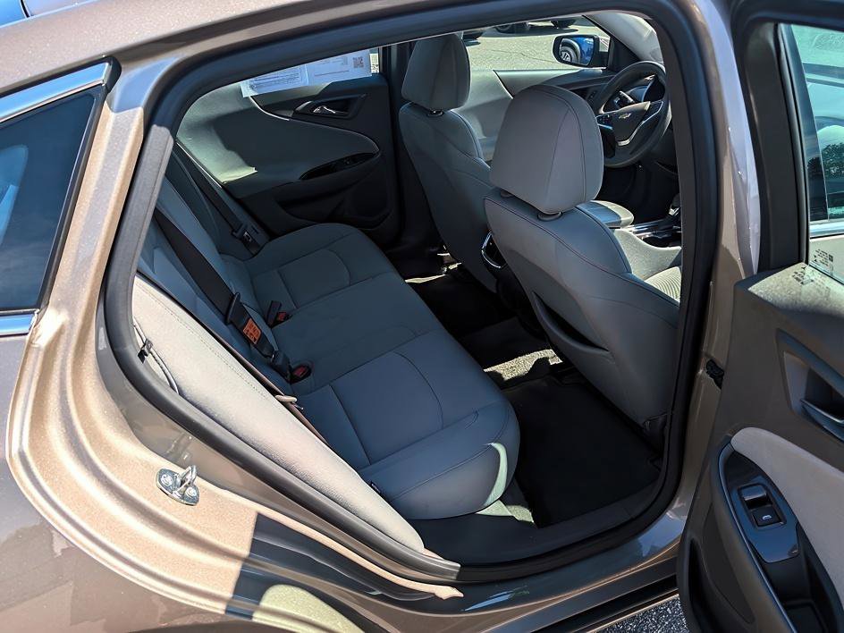 Used 2024 Mineral Gray Metallic Chevrolet LT image 13
