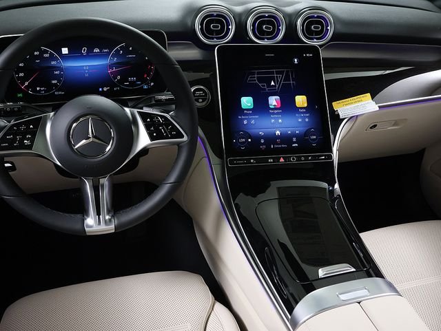 New 2027 Obsidian Black Metallic Mercedes-Benz GLC 300 image 15