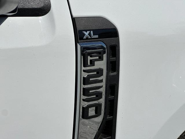New 2026 Oxford White Ford F-250® XL image 48