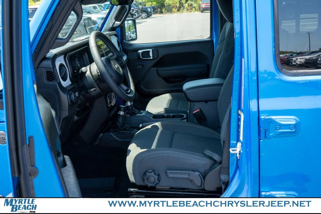 Used 2026 Blue Pearl Jeep Sport S image 18