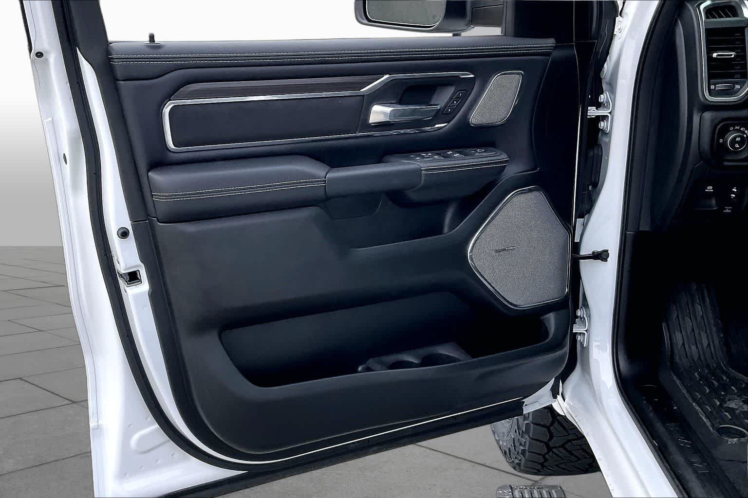 New 2026 Bright White Clear-Coat Exterior Paint RAM Laramie image 10
