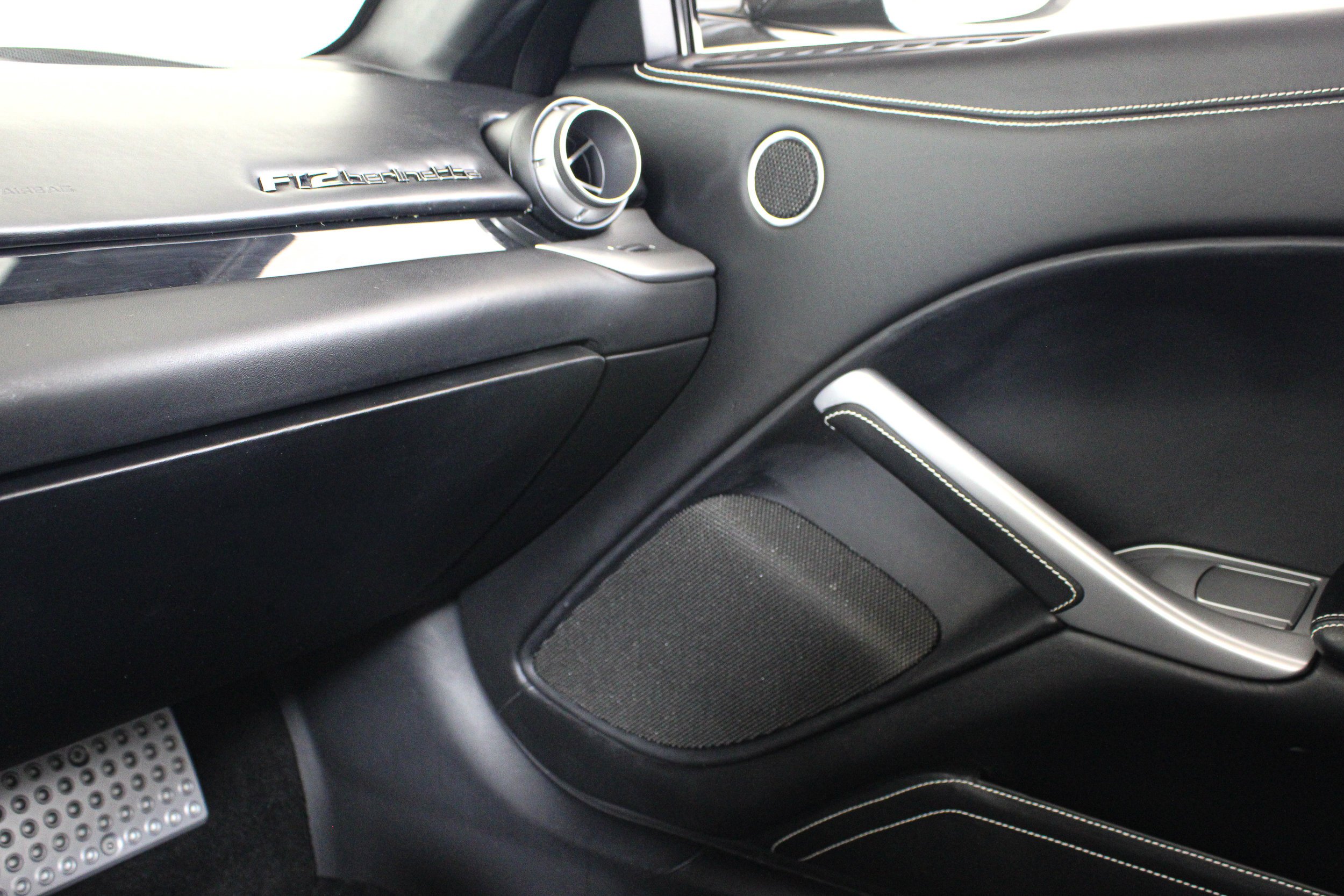 Used 2015 Grigio Scuro Ferrari  image 40