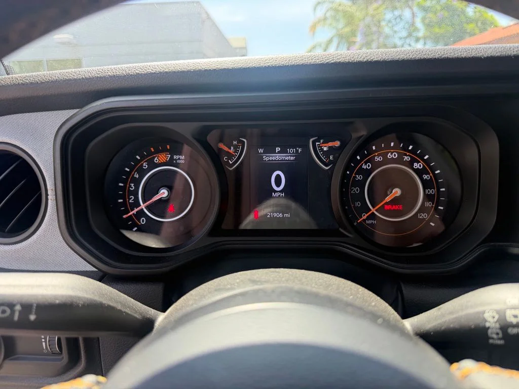 Used 2024 Gray Jeep Sport S image 20