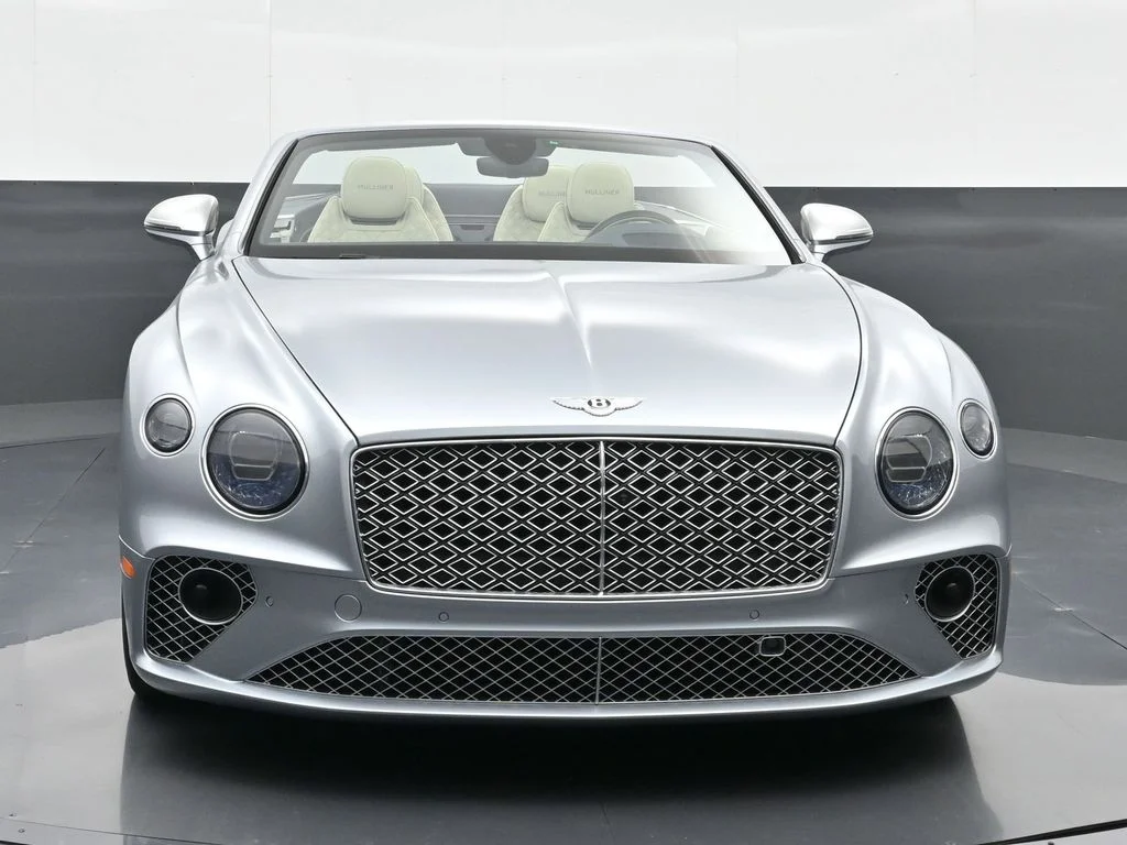 Certified Used 2022  Bentley V8 image 15