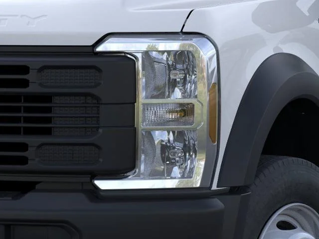 New 2026 Oxford White Ford F-600® XL image 42