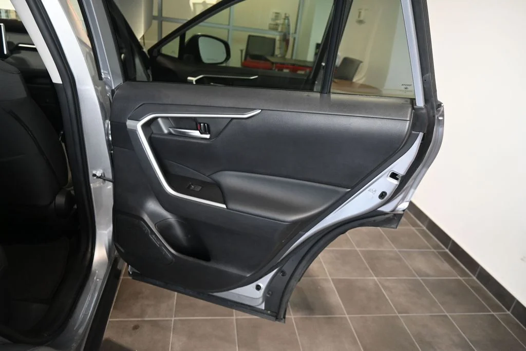 Used 2023 Silver Toyota XLE image 36