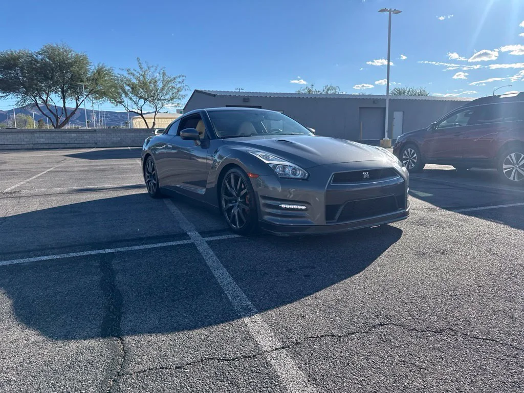 Used 2015 Gray Nissan Premium image 7