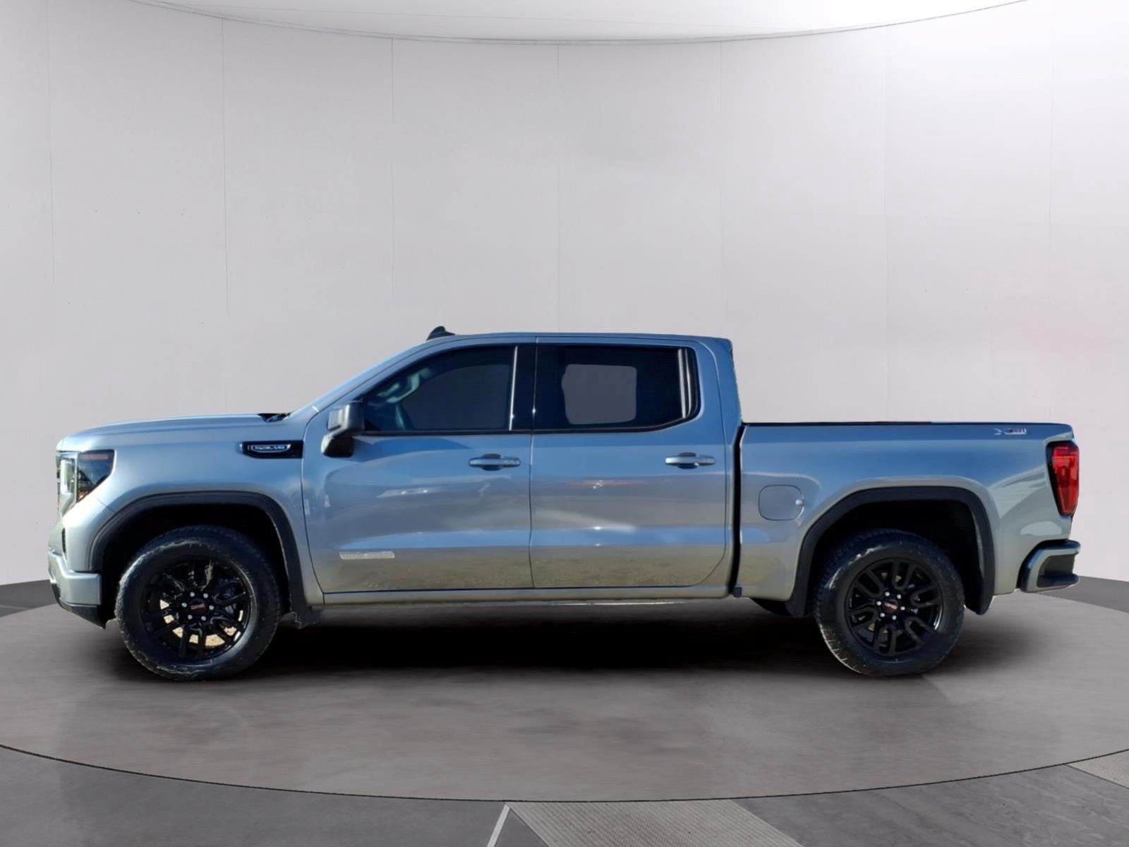 Used 2026 Sterling Metallic GMC Elevation image 2