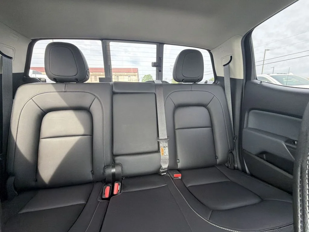 Used 2022 Gray Chevrolet Z71 image 13