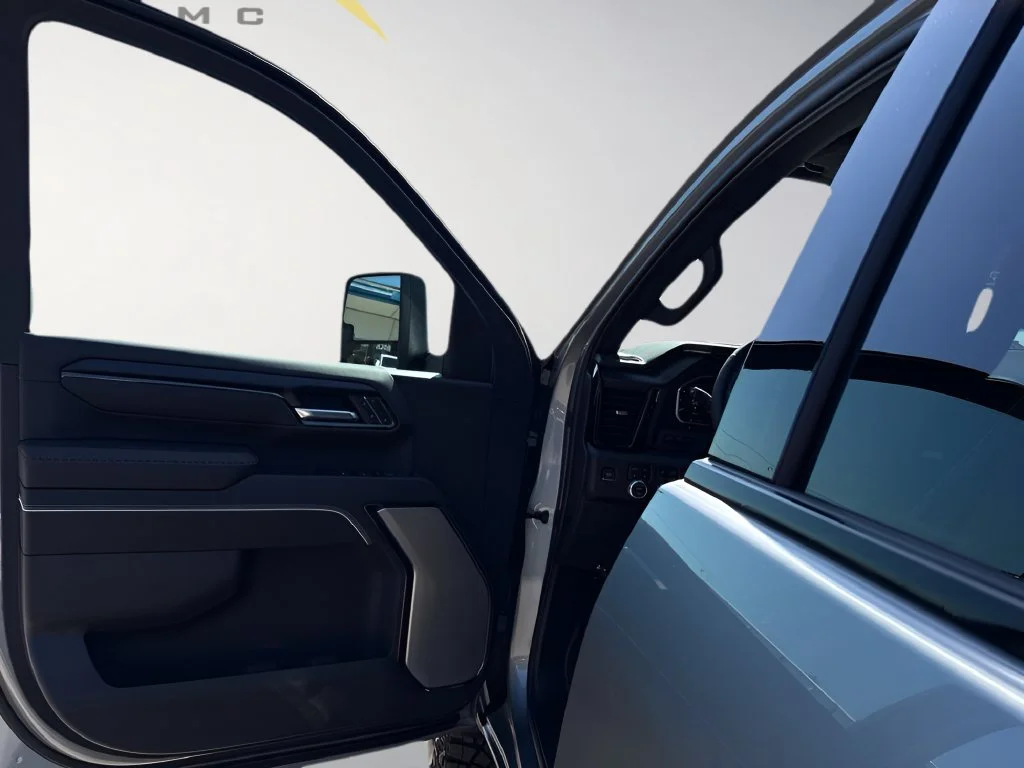 New 2026 Sterling Metallic GMC AT4X image 21