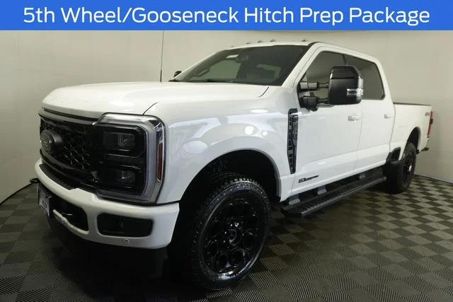 New 2026 Star White Metallic Tri-Coat Ford F-350® Lariat® image 4