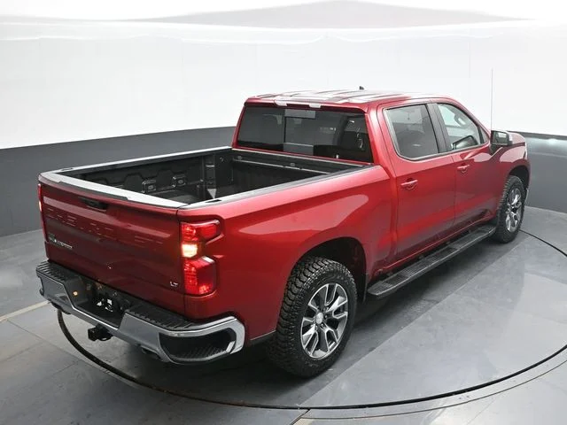 Used 2024 Red Chevrolet LT image 17